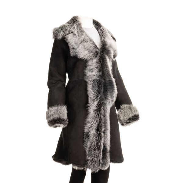 Square black toscana 3