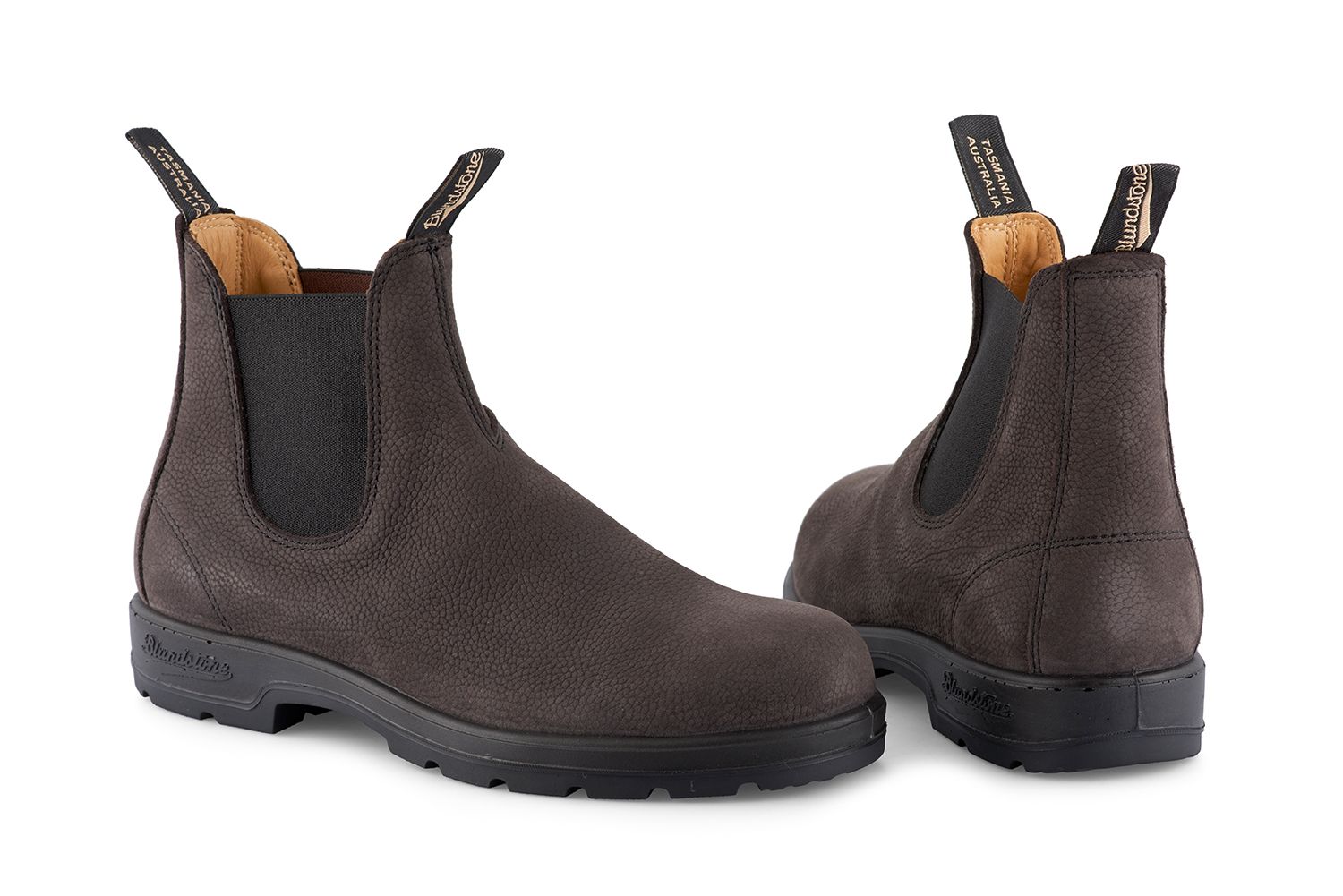 blundstone pebbled black