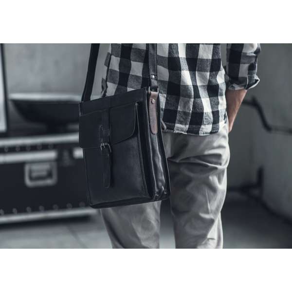 Square vee6629