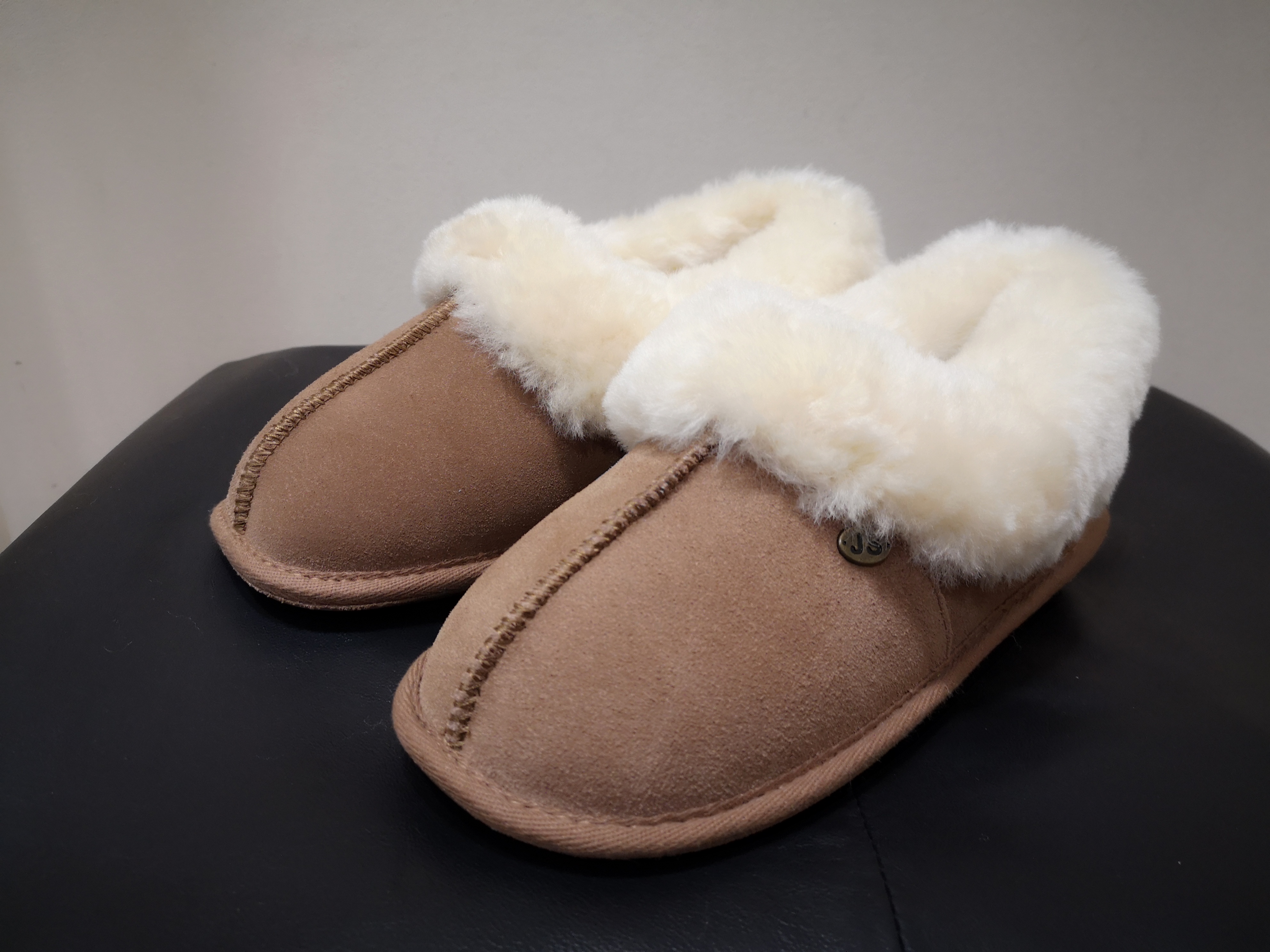 >Ladies Chestnut Just Sheepskin Slippers Leather Shop
